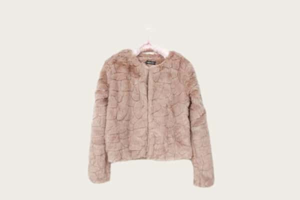平南县回收品牌衣服